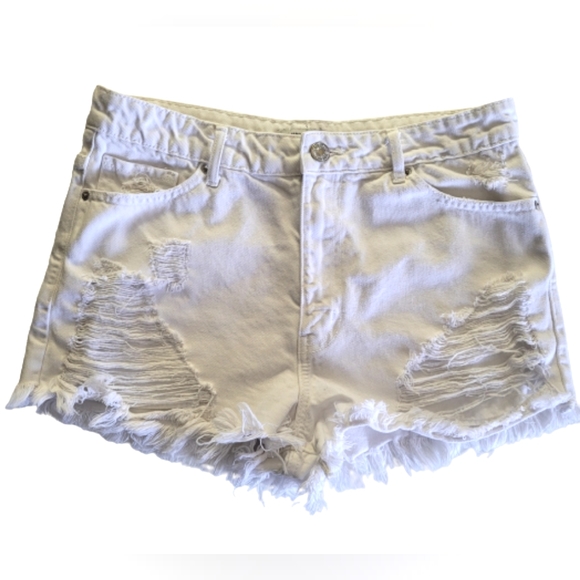 Forever 21 Distressed Denim Shorts - Picture 2 of 4